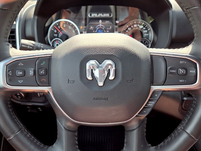 Used 2024 RAM 1500 Big Horn RWD image 33