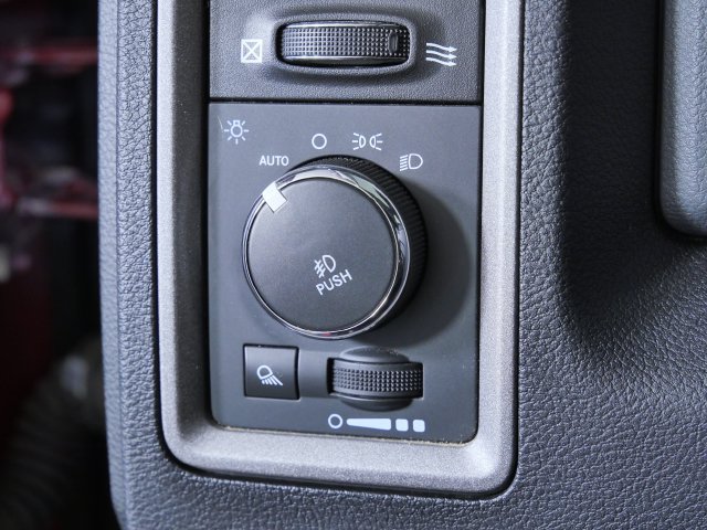 Used 2015 RAM 1500 Tradesman w/ Popular Equipment Group AWD/4WD image 22