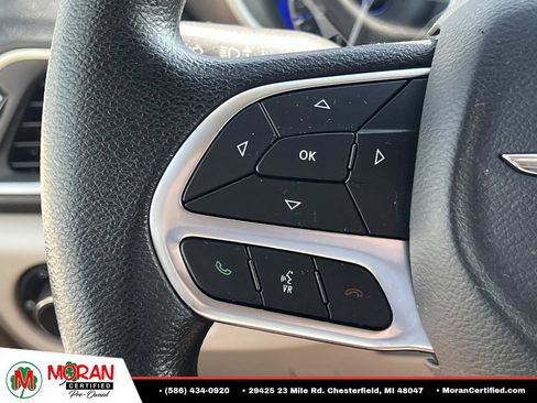 Used 2020 Chrysler Voyager LX FWD image 24