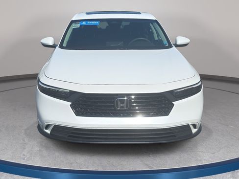 Used 2023 Honda Accord EX image 2