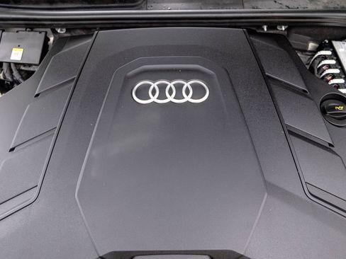 Used 2025 Audi Q7 3.0T Premium Plus AWD/4WD image 34