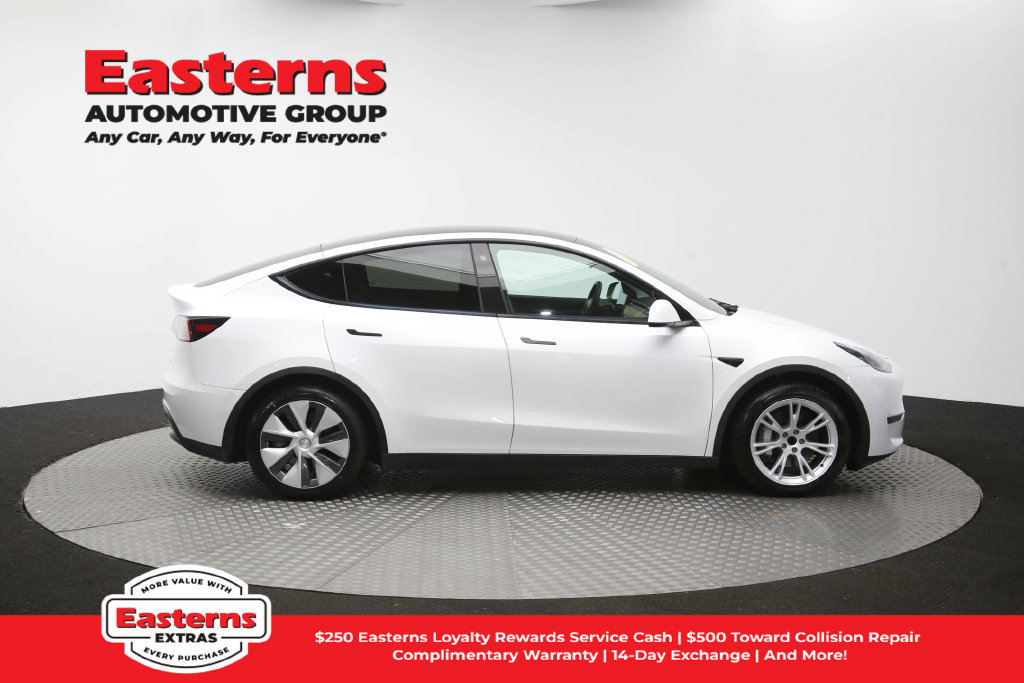 Used 2021 Tesla Model Y Long Range AWD/4WD image 44