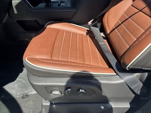 New 2026 GMC Sierra 1500 Denali Ultimate image 12