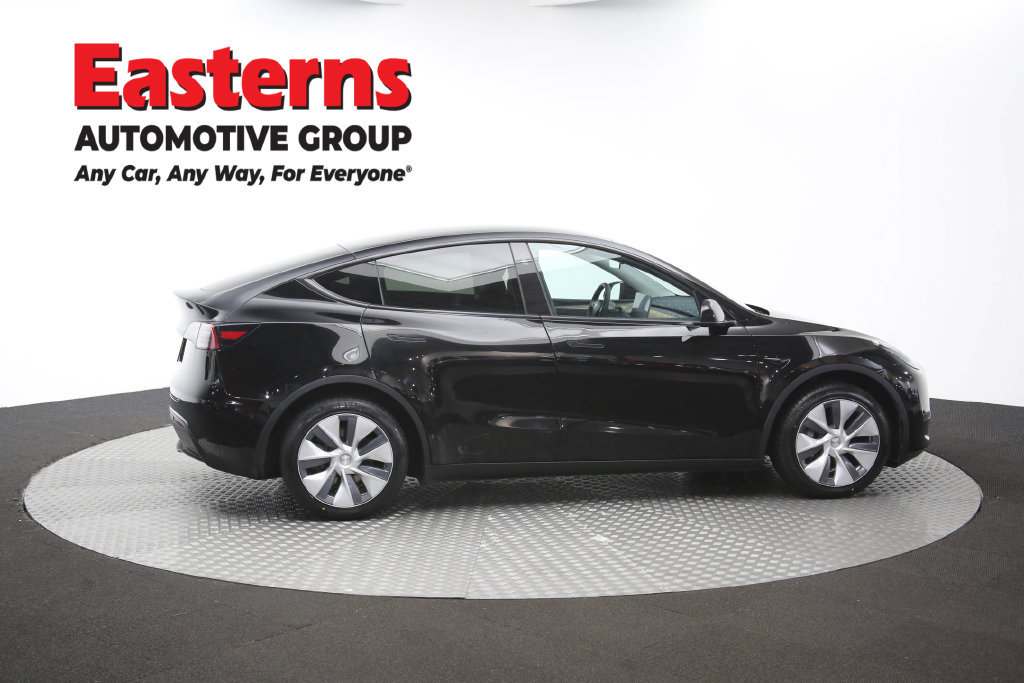 Used 2023 Tesla Model Y Long Range AWD/4WD image 40