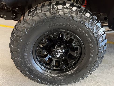 Used 2021 Ford F250 Lariat w/ Lariat Ultimate Package image 6