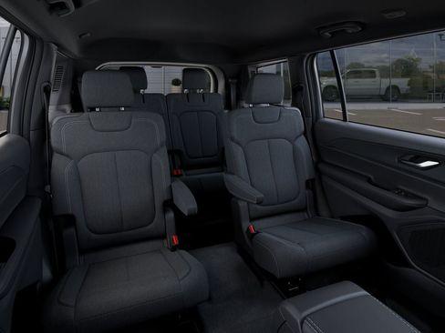 New 2026 Jeep Grand Cherokee L 4WD image 15