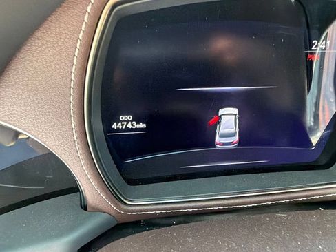 Used 2019 Lexus LS 500 AWD w/ Luxury Package image 11