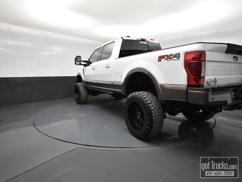 Used 2020 Ford F250 King Ranch w/ FX4 Off-Road Package image 5