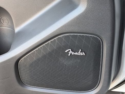 Certified 2024 Nissan Frontier SL w/ Technology Package image 14