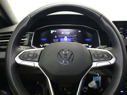 Used 2025 Volkswagen Jetta Sport FWD image 16