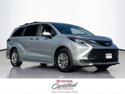 Used 2023 Toyota Sienna XLE