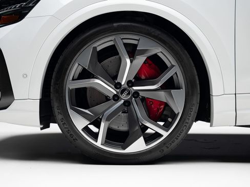 Used 2023 Audi RS Q8 AWD/4WD image 21