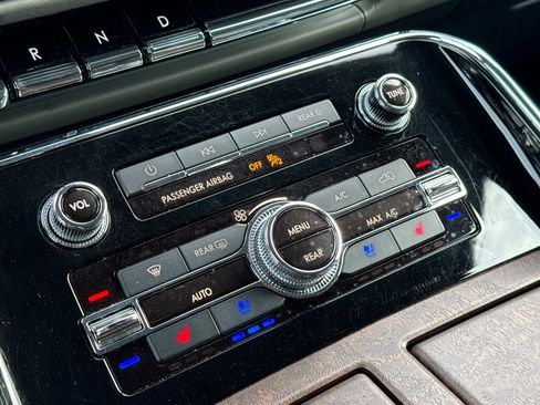 Certified 2022 Lincoln Navigator L Black Label image 20