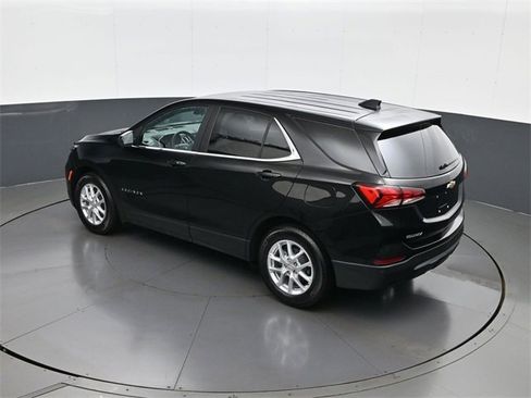 Used 2024 Chevrolet Equinox LT image 19
