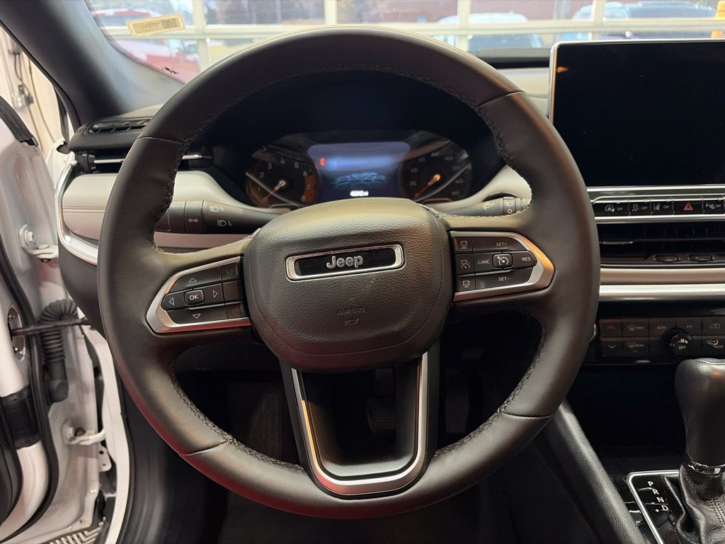 Used 2024 Jeep Compass Limited AWD/4WD image 23