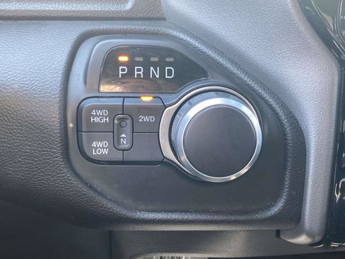 Used 2024 RAM 2500 Big Horn w/ Night Edition image 40