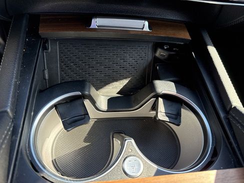 Used 2023 Mercedes-Benz GLE 450 4MATIC image 10