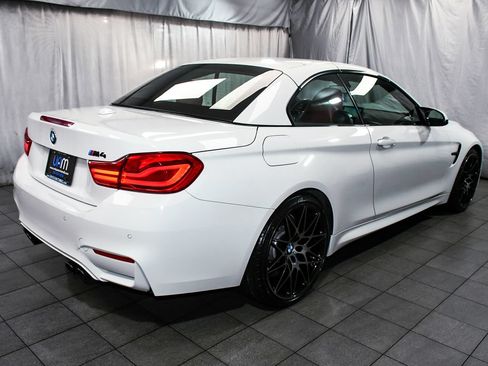 Used 2019 BMW M4 Convertible w/ Competition Package RWD image 8