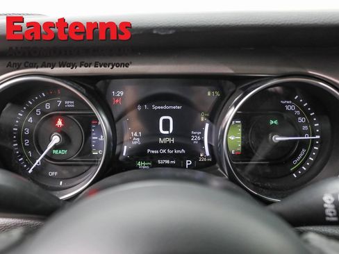 Used 2023 Jeep Wrangler Unlimited w/ Cold Weather Group image 18