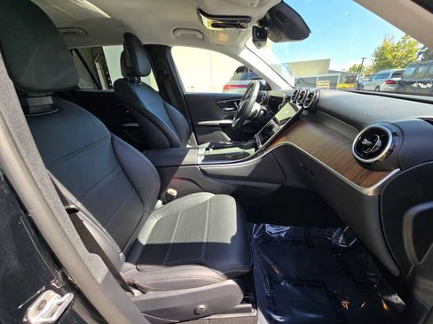 Certified 2025 Mercedes-Benz GLC 350e 4MATIC image 9