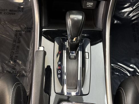 Used 2016 Honda Accord Sport image 17
