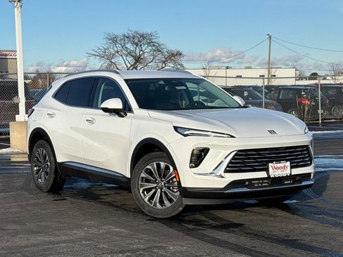 New 2025 Buick Envision Preferred image 2