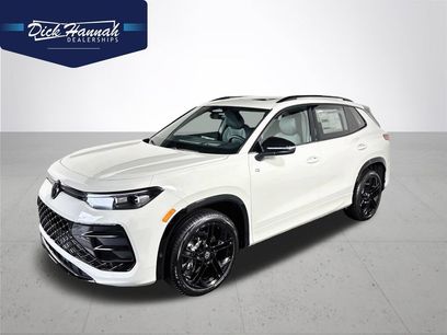 New 2026 Volkswagen Tiguan SE R-Line