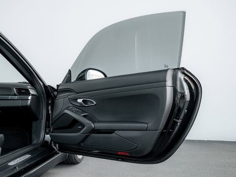 Used 2014 Porsche 911 Carrera image 31