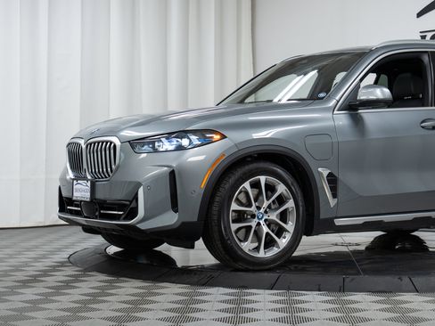 Used 2025 BMW X5 xDrive50e w/ Executive Package image 25