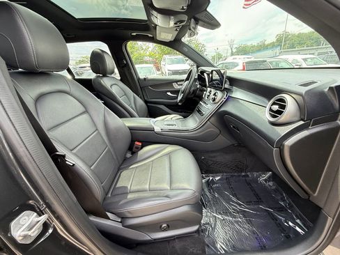 Used 2020 Mercedes-Benz GLC 300 4MATIC image 23