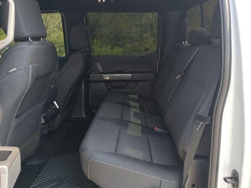 Certified 2022 Ford F150 XLT w/ Equipment Group 302A High image 12