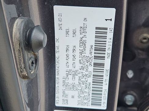 Used 2021 Toyota Tacoma SR5 RWD image 32