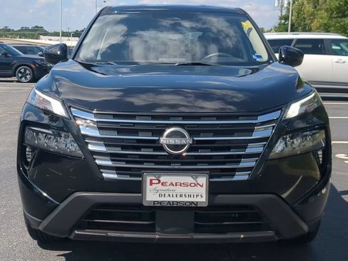 Used 2024 Nissan Rogue SV FWD image 8