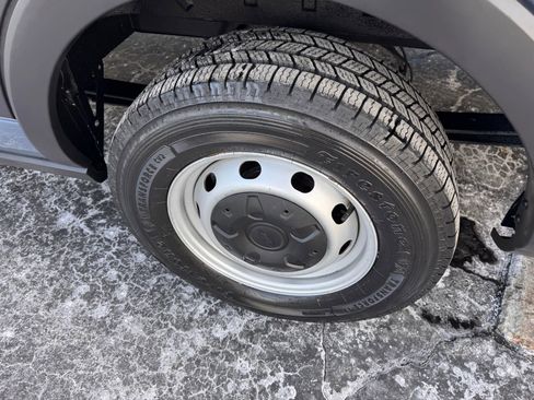 Used 2020 Ford Transit 250 148 High Roof Extended image 34