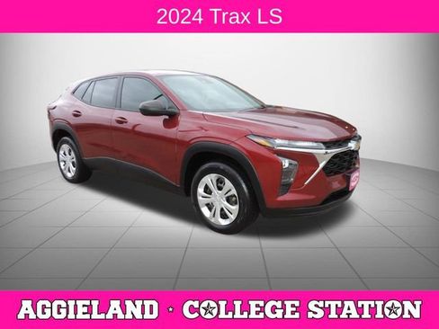 Certified 2024 Chevrolet Trax LS FWD image 1