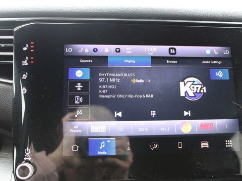 Used 2024 Jeep Wagoneer Series II image 52