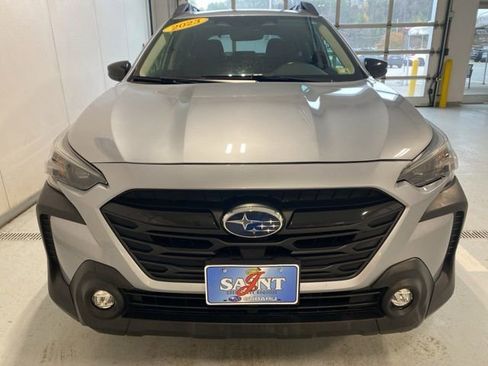 Used 2023 Subaru Outback Onyx Edition image 4