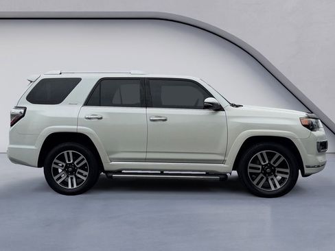 Used 2014 Toyota 4Runner Limited AWD/4WD image 6