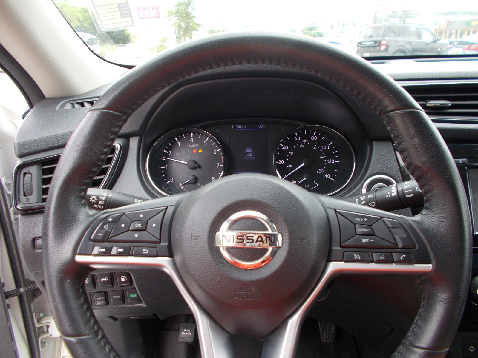 Used 2020 Nissan Rogue SV AWD/4WD image 13