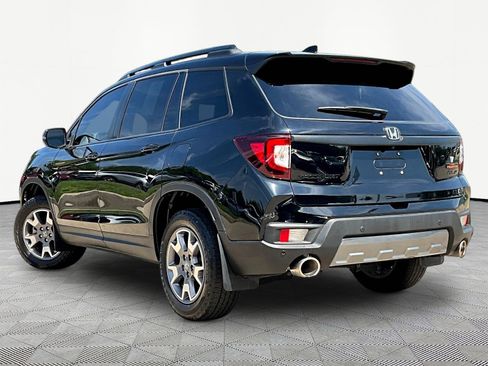 Used 2023 Honda Passport TrailSport image 4