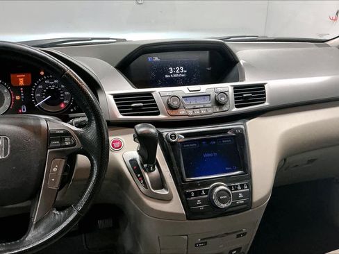 Used 2014 Honda Odyssey Touring image 9