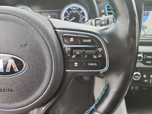 Used 2019 Kia Niro Touring image 20