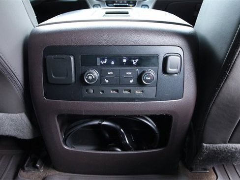 Used 2017 GMC Yukon Denali w/ Open Road Package image 33