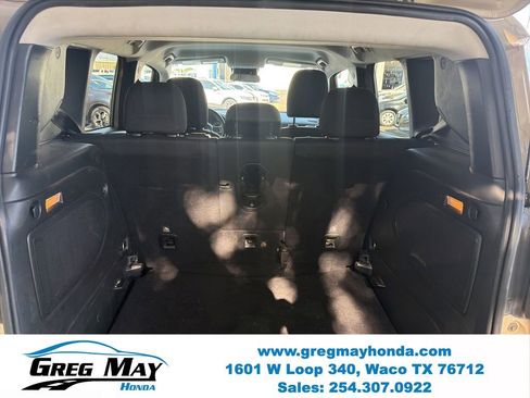 Used 2015 Jeep Renegade Latitude w/ Popular Equipment Group FWD image 25