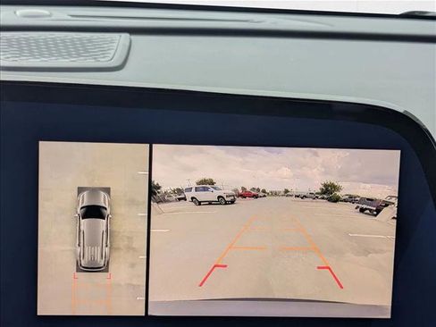 New 2026 Chevrolet Traverse Z71 w/ Enhanced Driving Package image 16