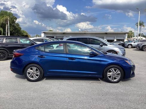 Used 2019 Hyundai Elantra Value Edition FWD image 9