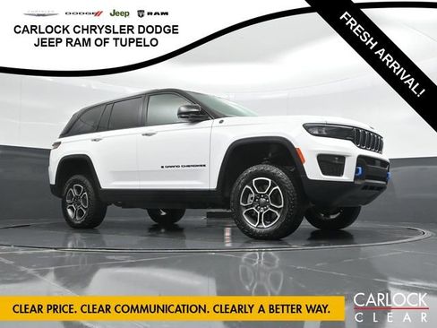 Used 2022 Jeep Grand Cherokee Trailhawk image 36