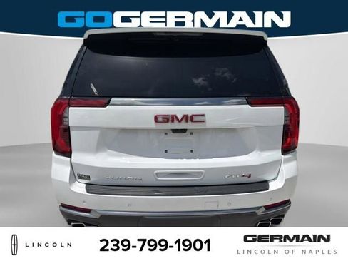Used 2025 GMC Yukon XL AT4 w/ AT4 Premium Package AWD/4WD image 6