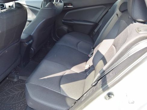 Used 2020 Toyota Prius Prime LE FWD image 33