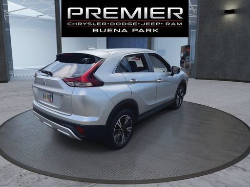 Used 2024 Mitsubishi Eclipse Cross SE AWD/4WD image 8